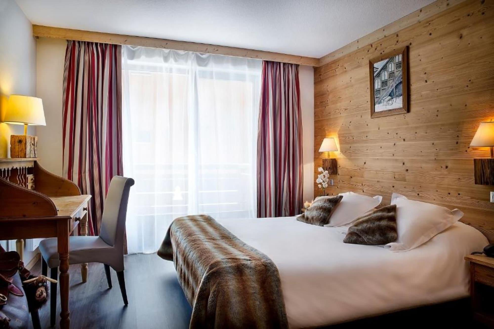 Hotel Alpen Roc 라클루자 외부 사진