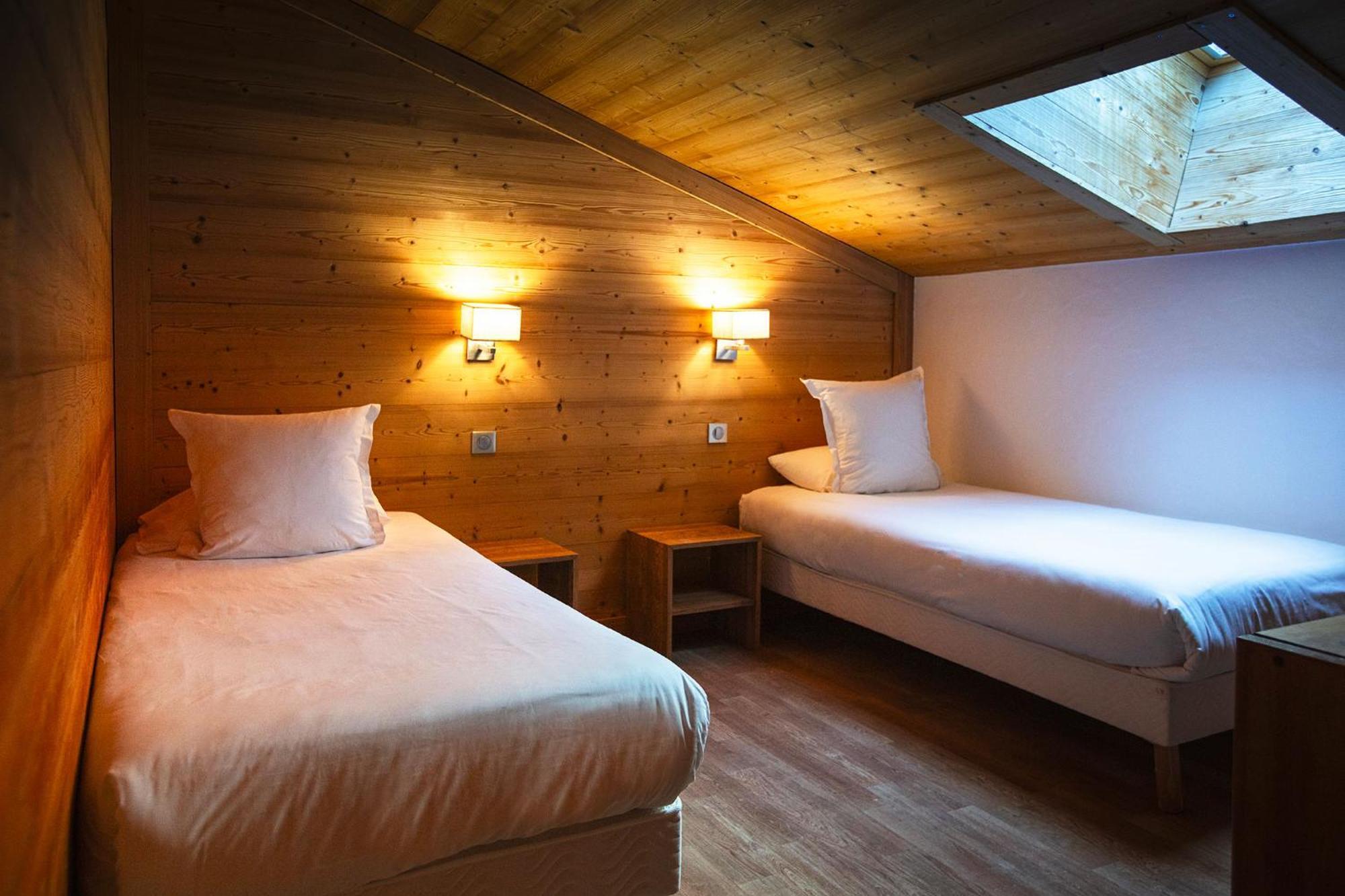 Hotel Alpen Roc 라클루자 외부 사진