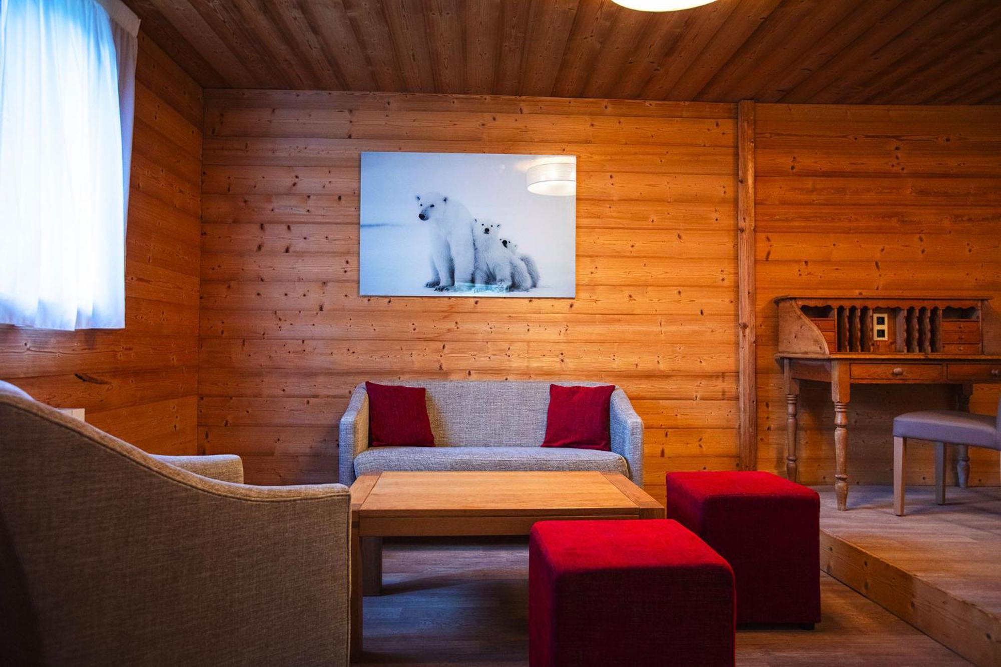 Hotel Alpen Roc 라클루자 외부 사진