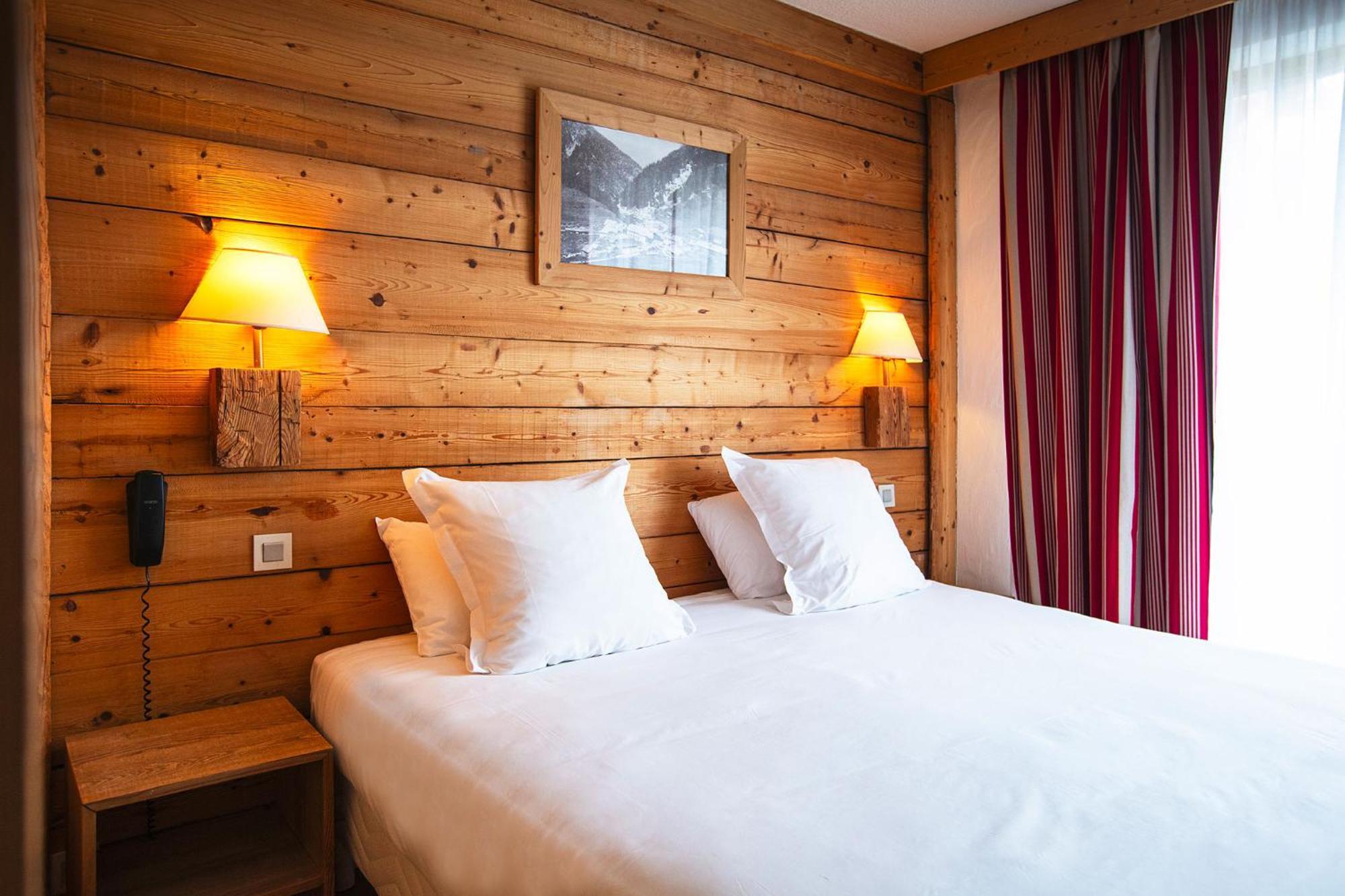 Hotel Alpen Roc 라클루자 외부 사진