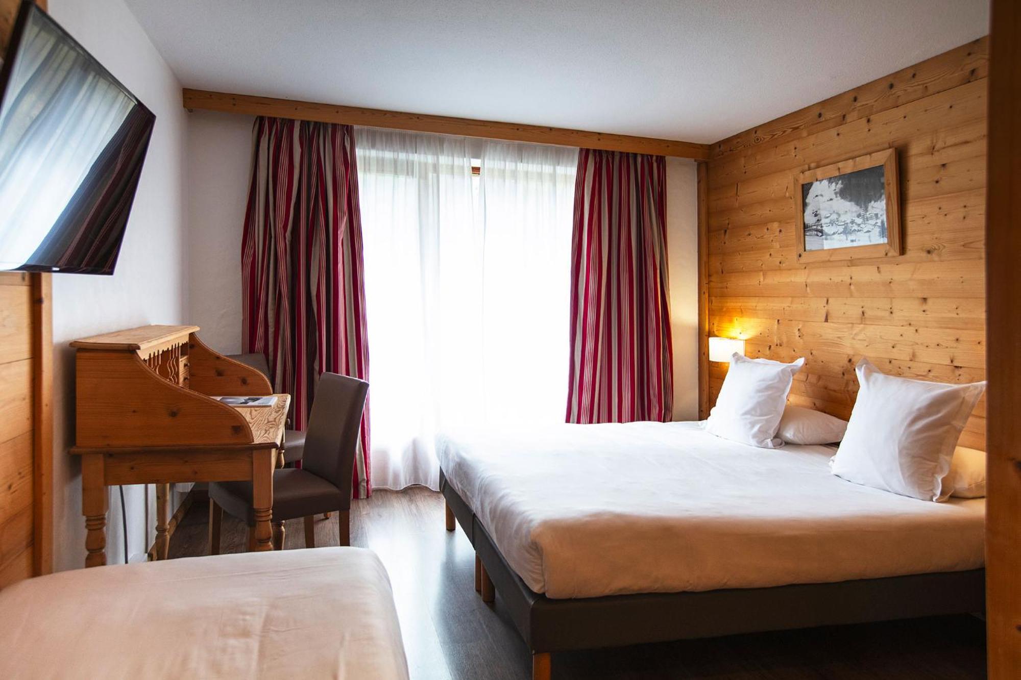 Hotel Alpen Roc 라클루자 외부 사진